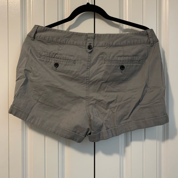 Banana Republic Shorts - Picture 3 of 3